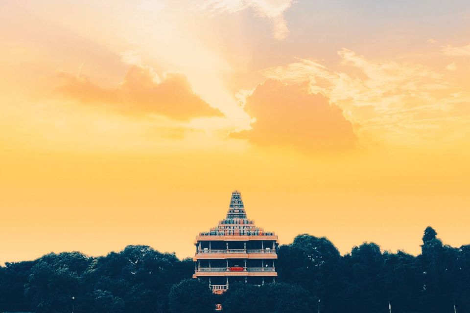 Shri Adi Shankar Vimana Mandapam